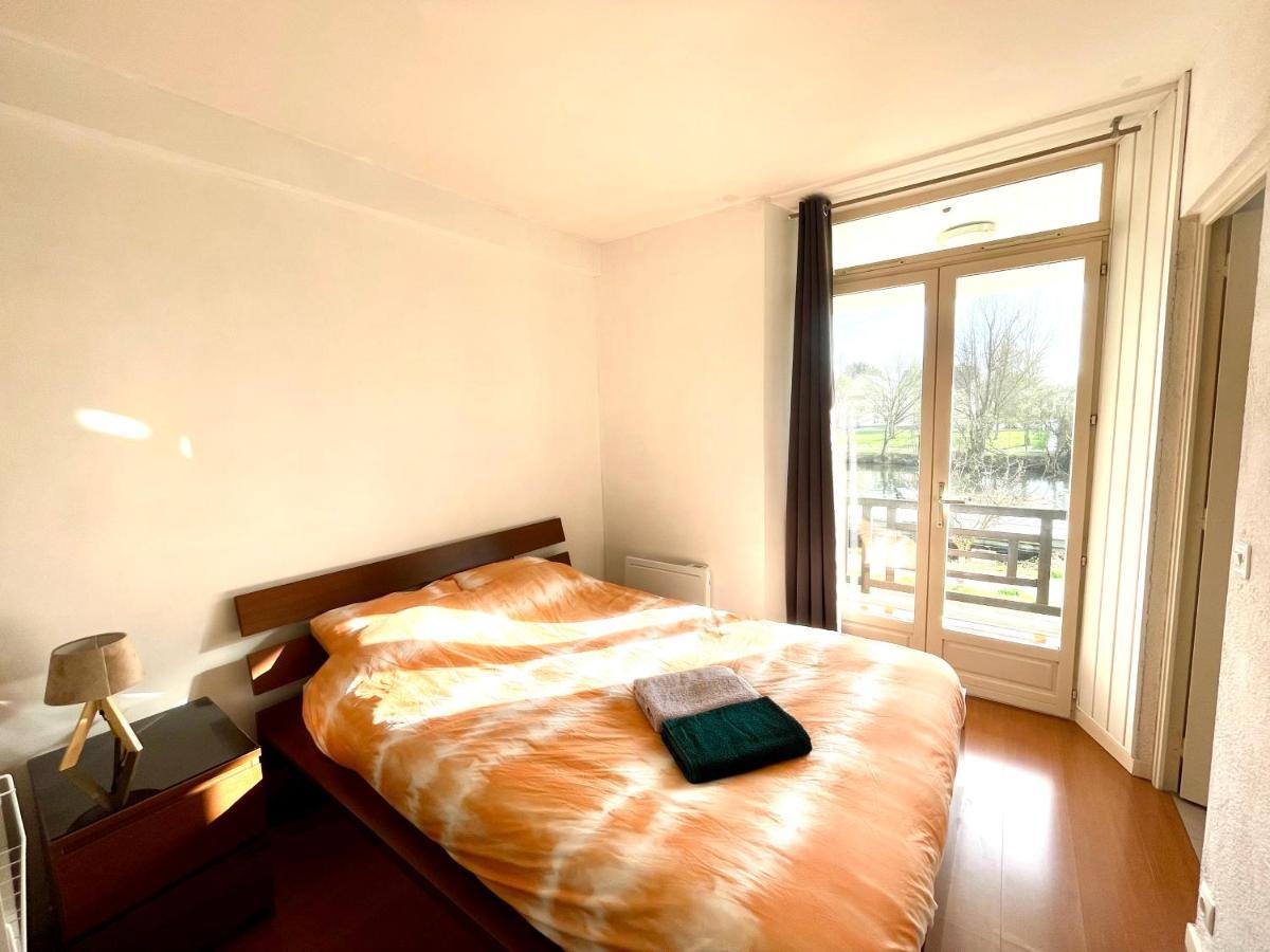 Apartment T3-balcon Plein Sud-acces Direct Au Bord Du Loing