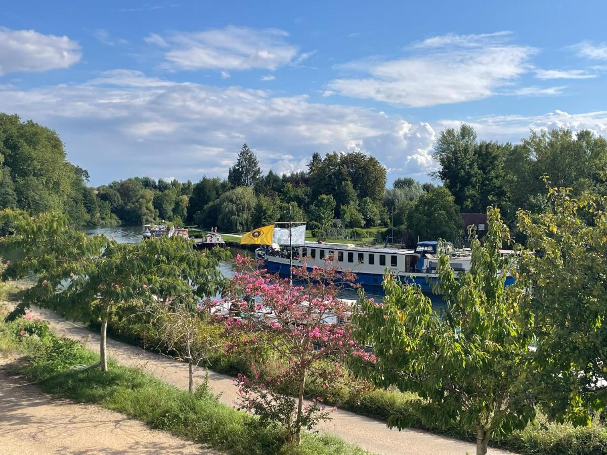 T3-balcon Plein Sud-acces Direct Au Bord Du Loing *